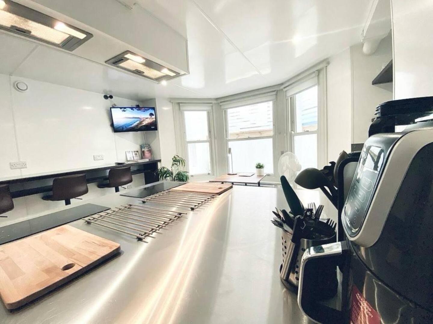 Apt 12 Luxury Living Chic Studio Steps From Beach Hove Buitenkant foto
