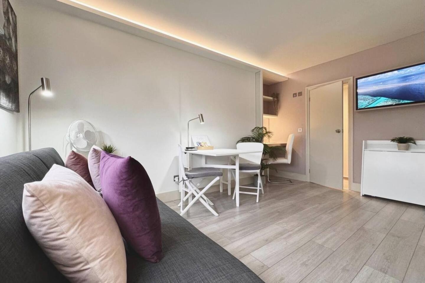 Apt 12 Luxury Living Chic Studio Steps From Beach Hove Buitenkant foto