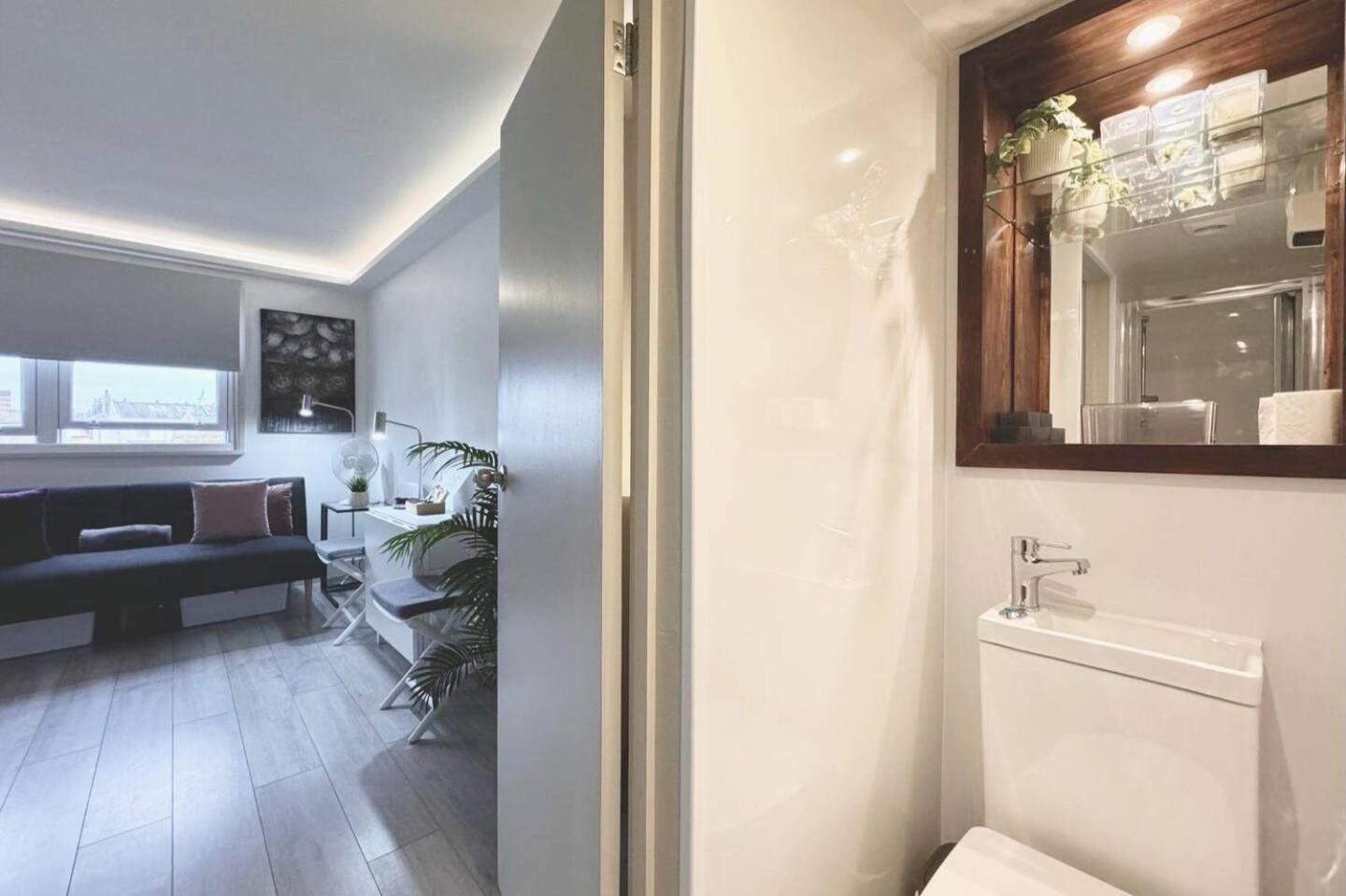 Apt 12 Luxury Living Chic Studio Steps From Beach Hove Buitenkant foto