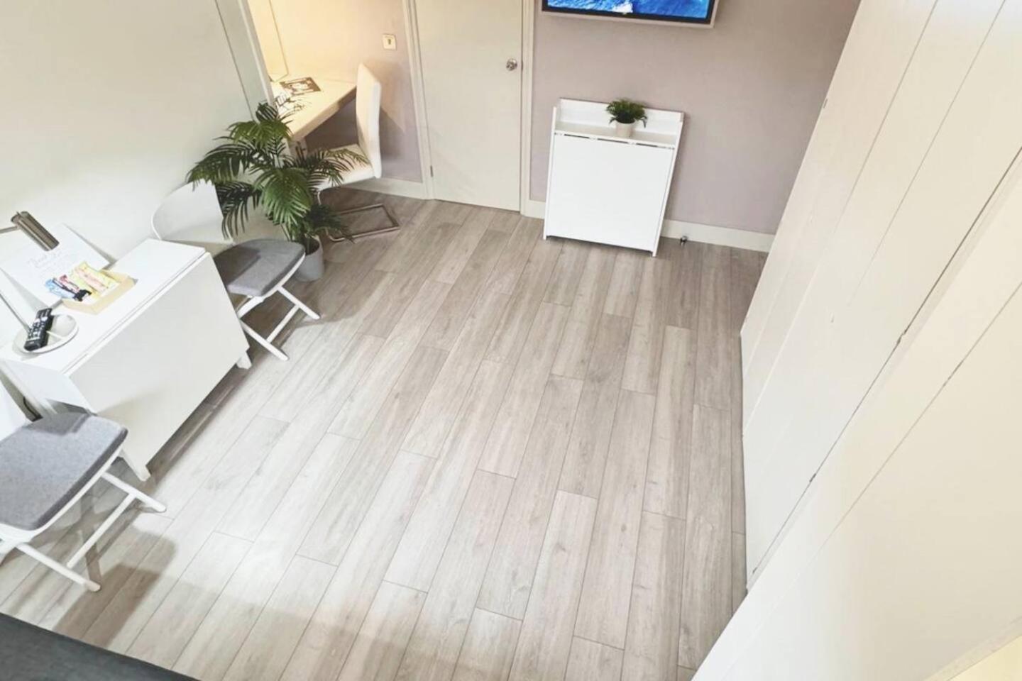 Apt 12 Luxury Living Chic Studio Steps From Beach Hove Buitenkant foto